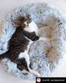 Snowflake White Two Tone - Mr. Peanut's 28" OrthoPlush® Pet Bed