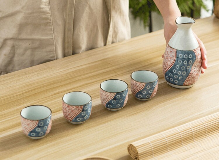 Exquisite Japanese Sake Bottle 4pcs Cups, ibuyxi.com
