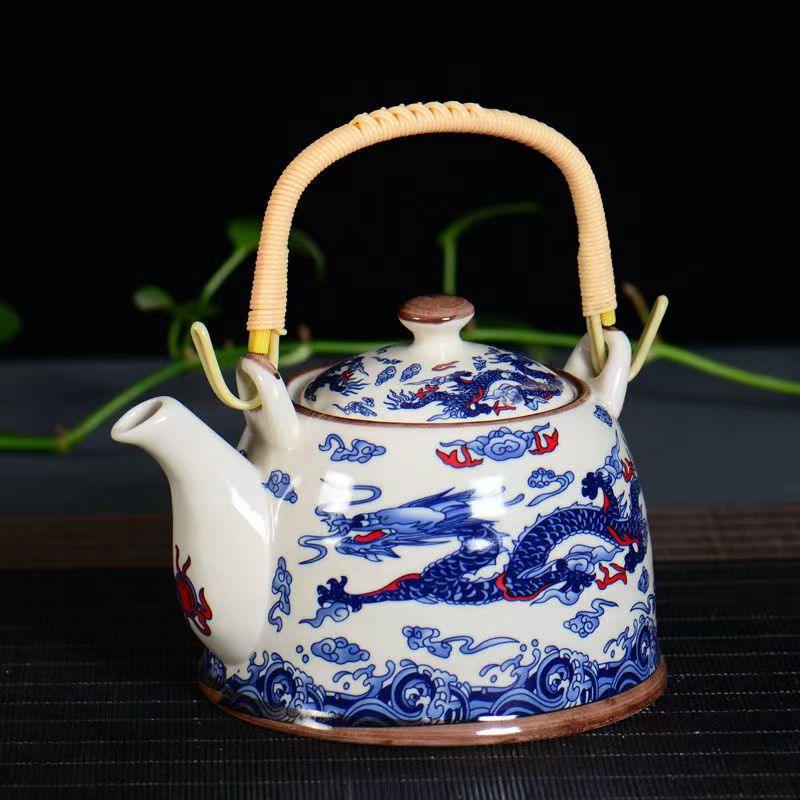 Luxurious Blue and White Porcelain Tea Pot, ibuyxi.com