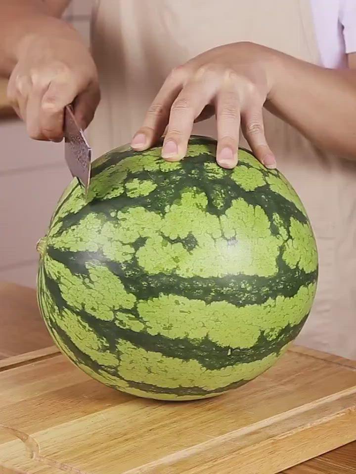 Watermelon Cutter